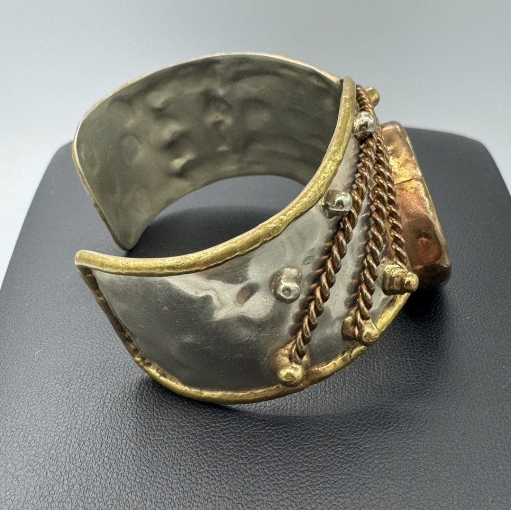 Lapis Brutalist Bracelet - Picture 5 of 10